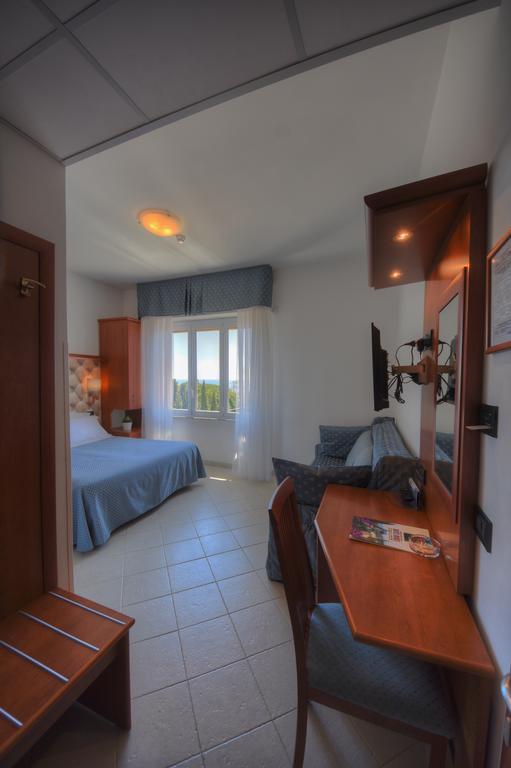Hotel Noris 피날레리구레 외부 사진