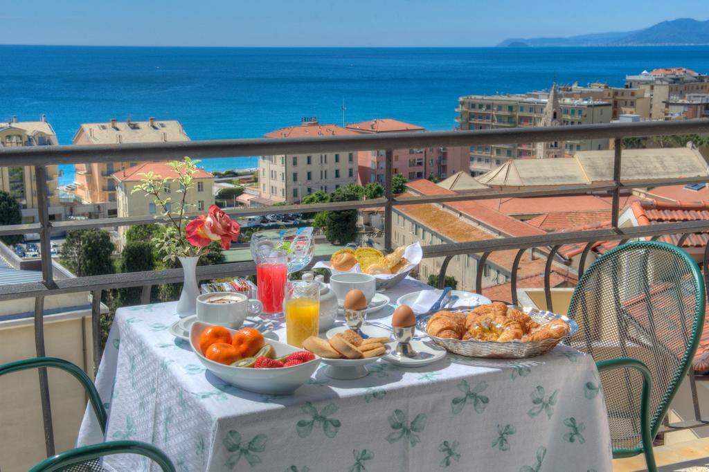 Hotel Noris 피날레리구레 외부 사진