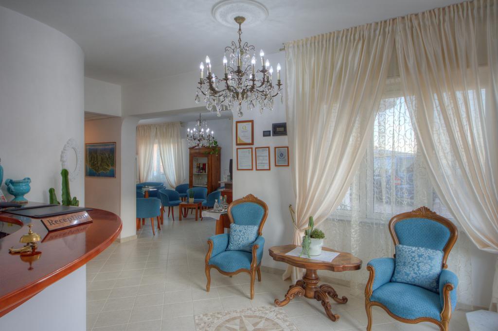 Hotel Noris 피날레리구레 외부 사진