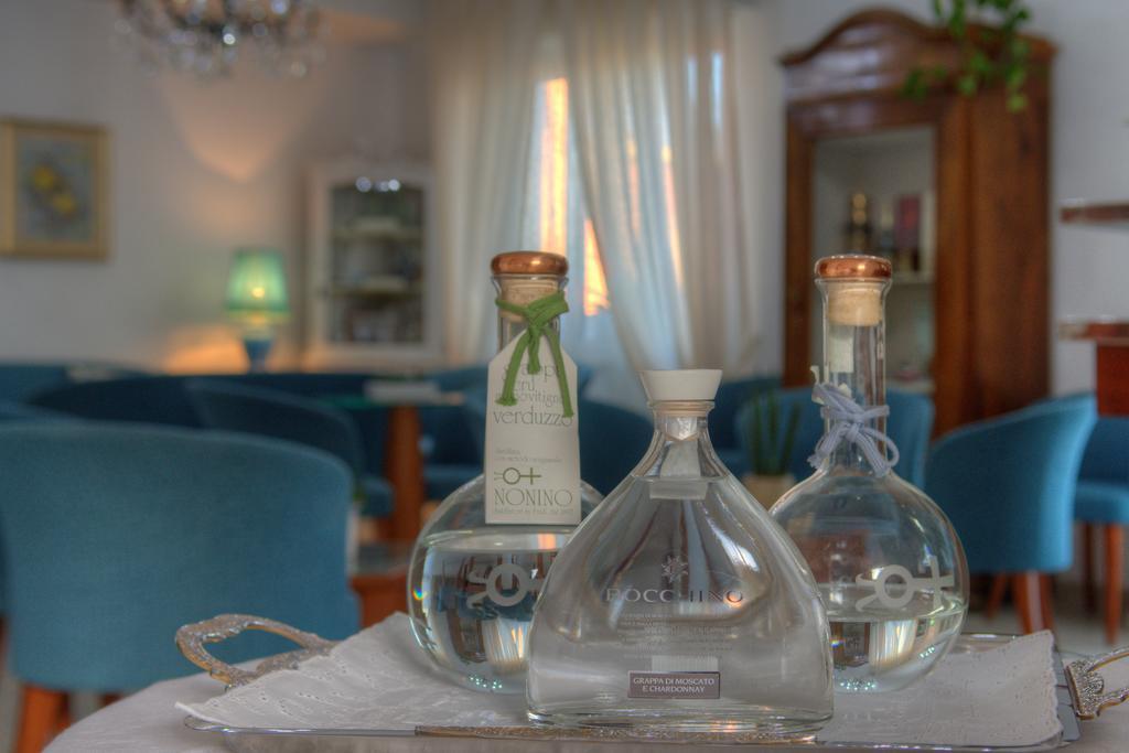 Hotel Noris 피날레리구레 외부 사진